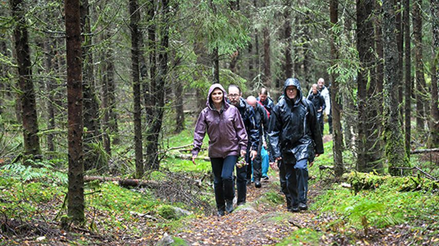 Prinzessin Victoria von Schweden und ihr Ehemann Daniel bei der Wanderung durch Schweden