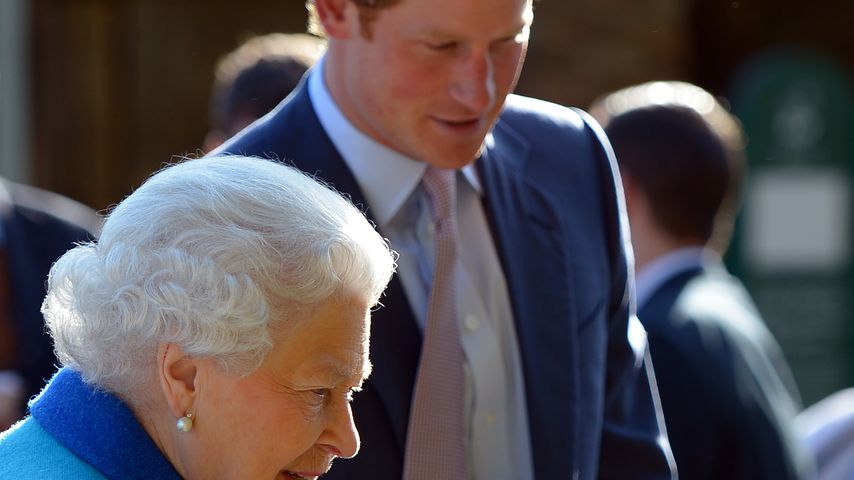 Prinz Harry und Queen Elizabeth II.
