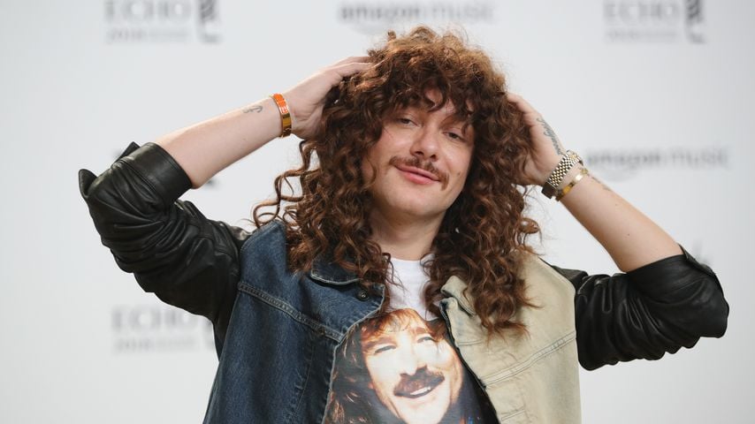 Riccardo im FanHimmel Rolle in Wolfgang Petrys Musikvideo Promiflash.de