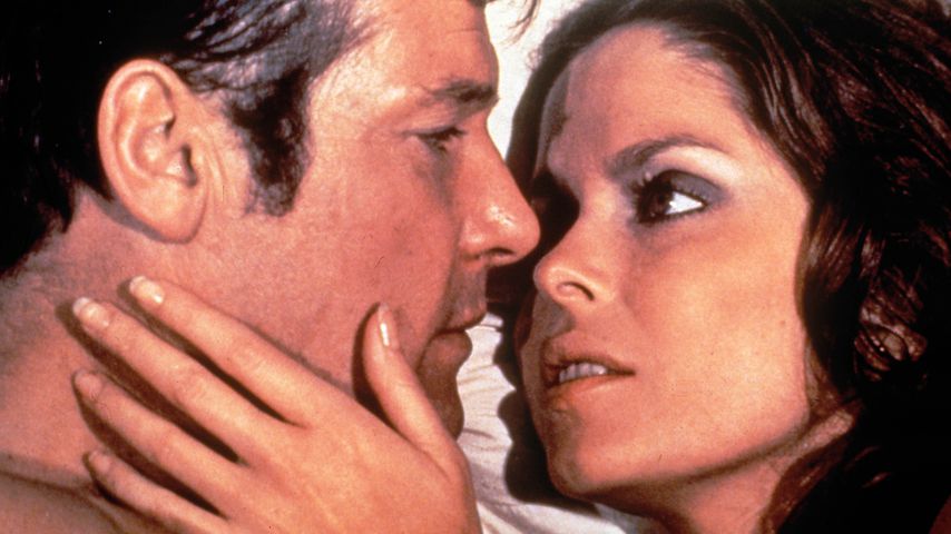 Roger Moore und Barbara Bach in "James Bond 007 – Der Spion, der mich liebte" von 1977