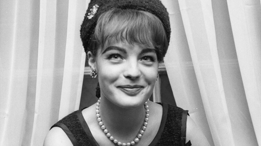 Romy Schneider bei einer Pressekonferenz zum Film "The Victors" 1962