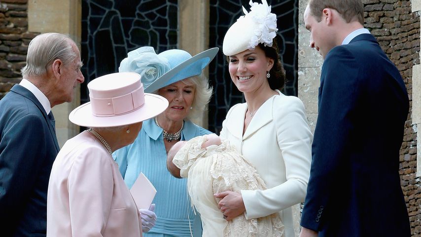 Herzogin Kate, Queen Elizabeth II., Prinz William, Prinz George und Camilla Parker Bowles