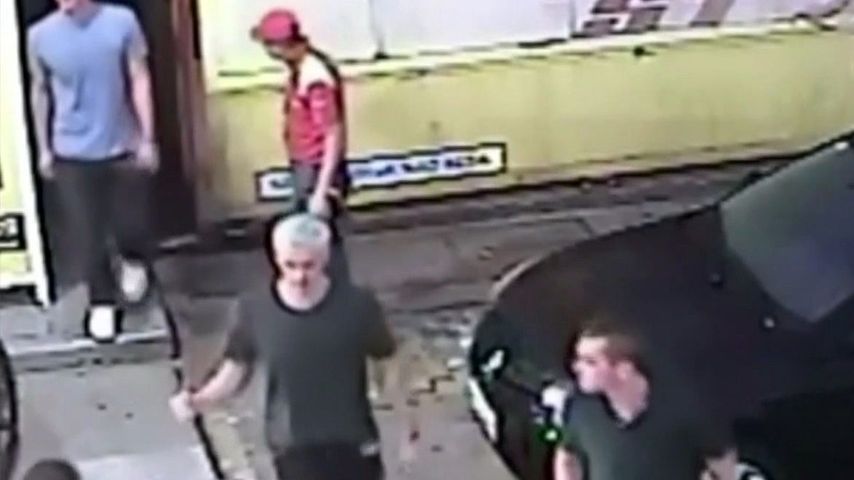 Ryan Lochte, James Feigen, Jack Conger und Gunnar Bentz auf dem Überwachungsvideo in Rio