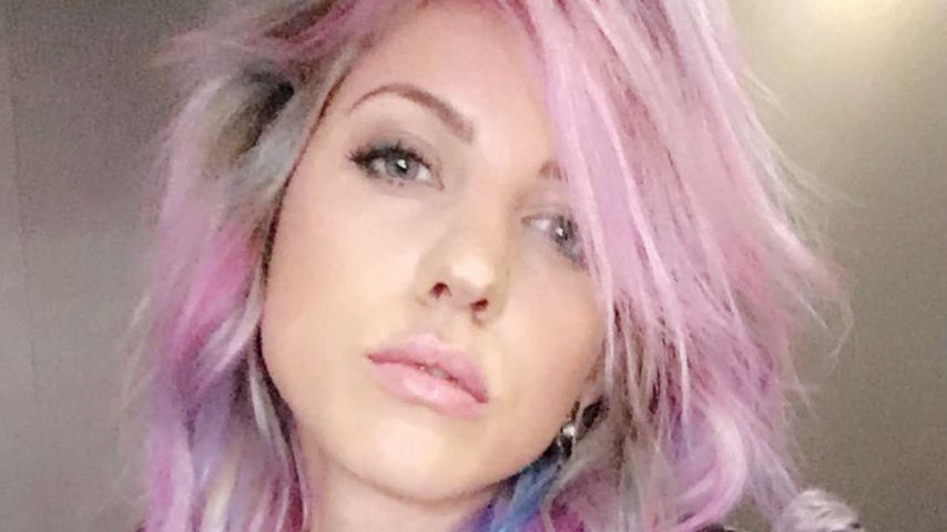 Gestern blau - heute pink: Sarah Nowak im Haarfarben-Rausch!