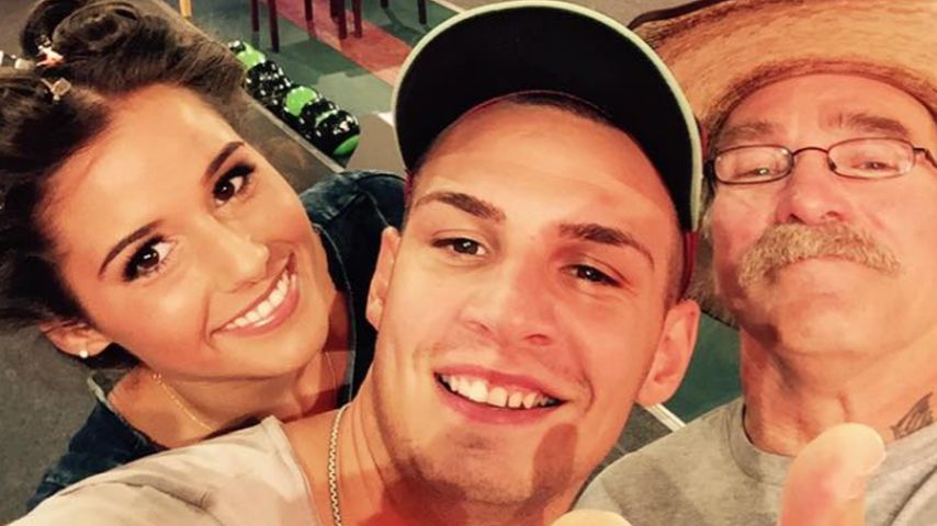 Sarah und Pietro Lombardi mit Konny Reimann vor dem "RTL 2-Promi-Kegelabend"