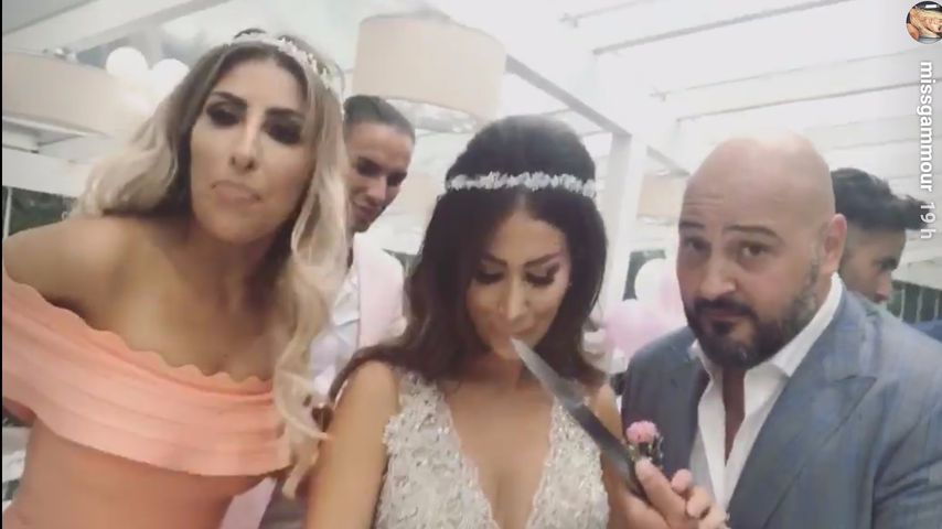Senna und Clumsy mit ihrem Ehemann bei der Hochzeit