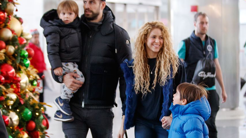 Gerard Piqué, Sasha, Shakira und Milan an Heiligabend 2017