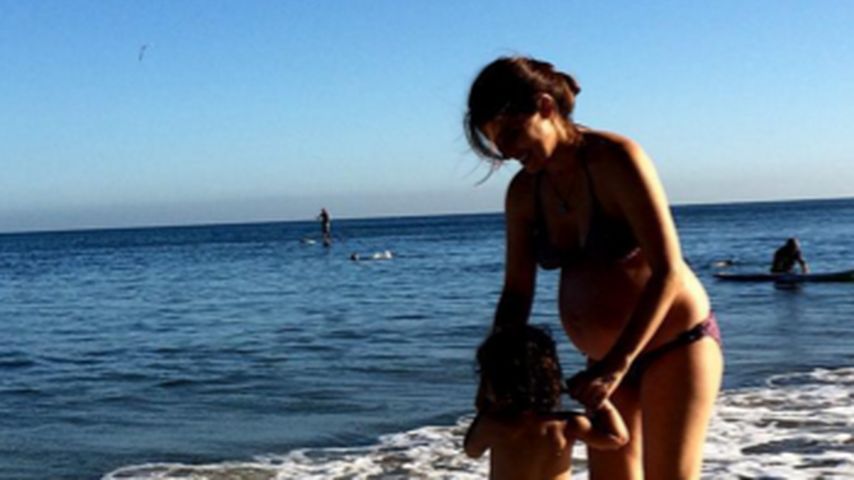 Shiri Appleby