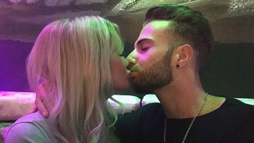 "Love Island"-Kandidaten Stephanie Schmitz und Julian Evangelos