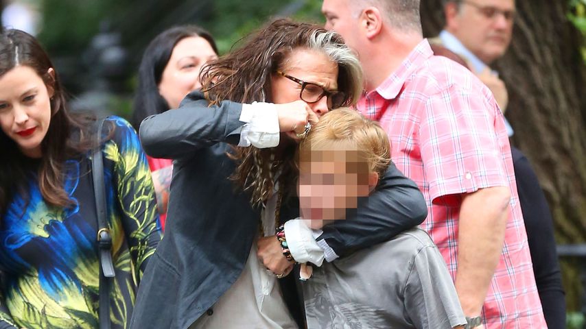Steven Tyler mit seinem Enkel Milo