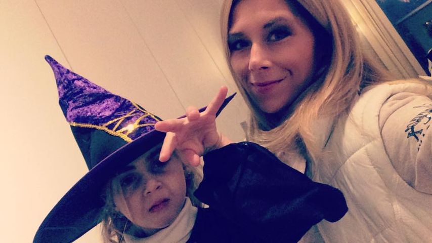 Tanja Szewczenko und Tochter Jona zu Halloween 2016