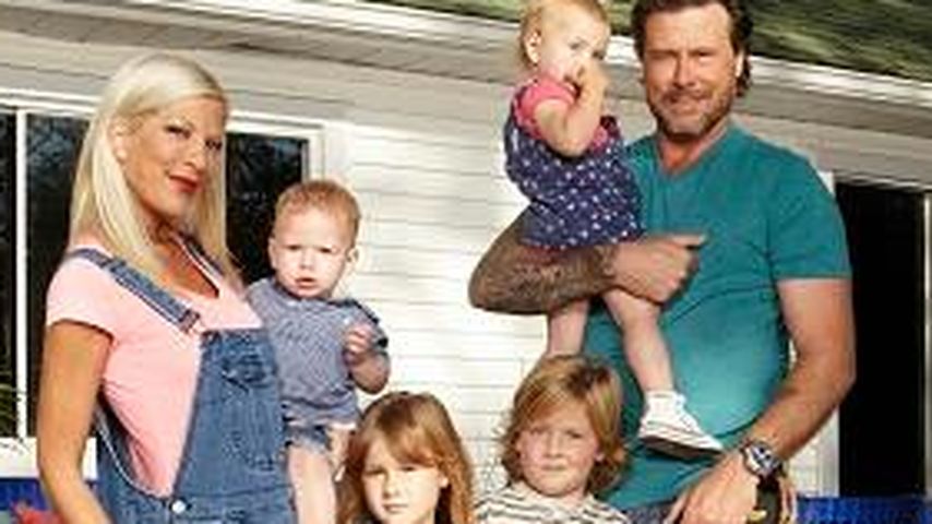 Tori Spelling und Dean McDermott mit ihren Kinders