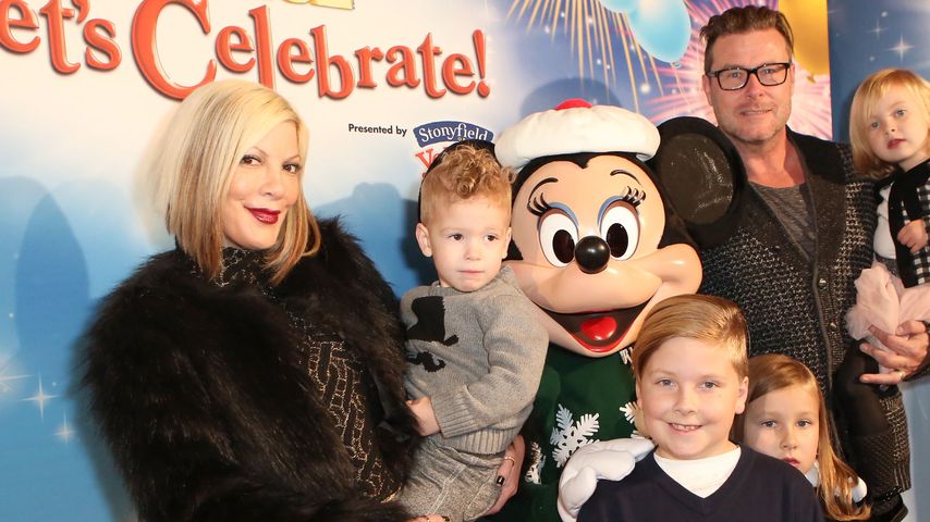 Tori Spelling & ihre Familie besuchen Disney on Ice