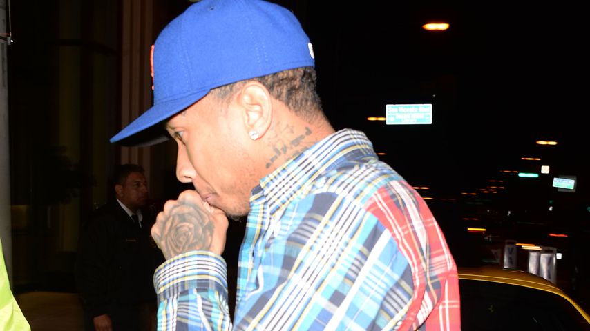 Tyga mit seinem Ferrari vor dem Restaurant "Catch" in West Hollywood
