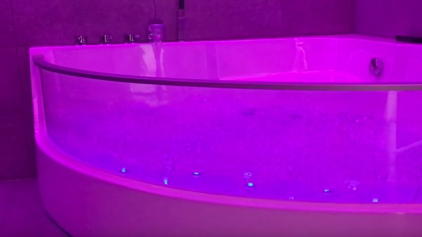 Whirlpool von Bibi Heinicke und Julian Claßen