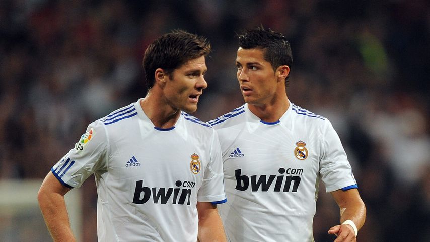 Xabi Alonso und Cristiano Ronaldo 2010 in Madrid