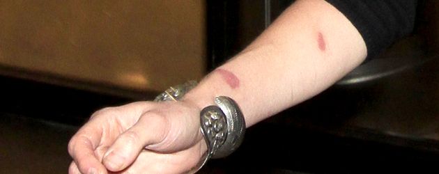 Amber Heard am Flughafen von Los Angeles Amber Heard am Flughafen von Los Angeles