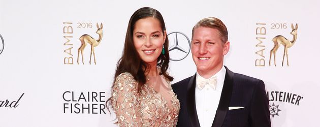 Ana Ivanovic und Bastian Schweinsteiger bei der Bambi-Verleihung 2016 in Berlin Ana Ivanovic und Bastian Schweinsteiger bei der Bambi-Verleihung 2016 in Berlin