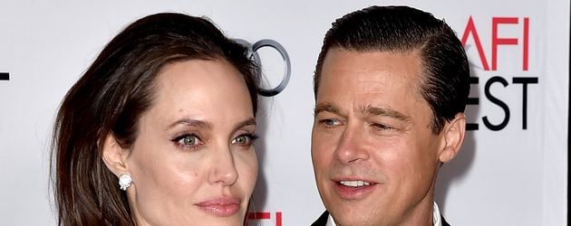 Angelina Jolie und Brad Pitt im November 2015 in Los Angeles Angelina Jolie und Brad Pitt im November 2015 in Los Angeles