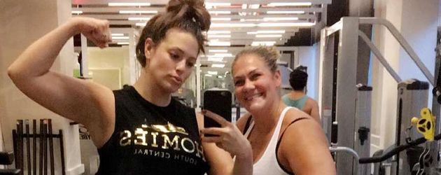 Ashley Graham im Fitnessstudio Ashley Graham im Fitnessstudio