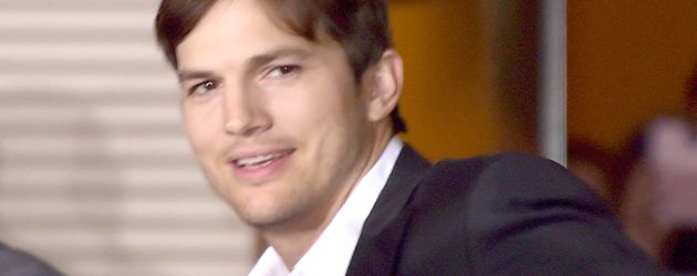 Ashton Kutcher Ashton Kutcher