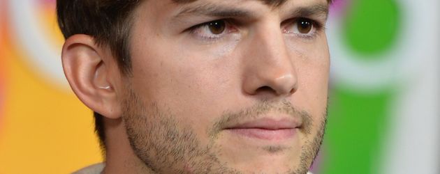 Ashton Kutcher Ashton Kutcher