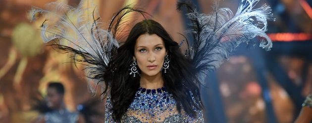 Bella Hadid bei der "Victoria's Secret"-Fashion Show 2016 Bella Hadid bei der "Victoria's Secret"-Fashion Show 2016