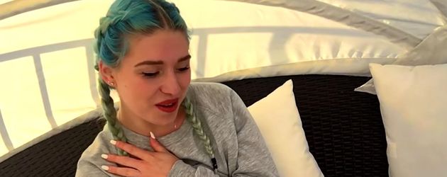 Bibi Heinicke im Video von RedOne zu "Don't You Need Somebody" Bibi Heinicke im Video von RedOne zu "Don't You Need Somebody"