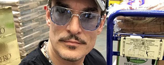 Chris Töpperwien im November 2016 auf einem Selfie bei Facebook Chris Töpperwien im November 2016 auf einem Selfie bei Facebook