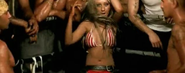 Christina Aguilera im Musikvideo zu "Dirrty" Christina Aguilera im Musikvideo zu "Dirrty"