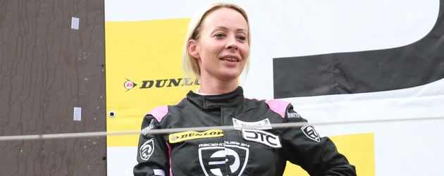 Cora Schumacher auf dem zweiten Platz beim Deutschen Tourenwagen Cup in Spielberg Cora Schumacher auf dem zweiten Platz beim Deutschen Tourenwagen Cup in Spielberg