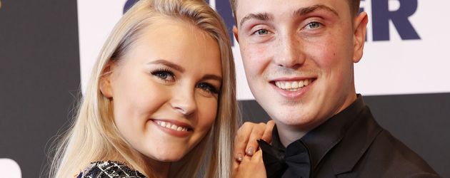 Dagi Bee und Eugen Kazakov beim sechsten Webvideopreis Dagi Bee und Eugen Kazakov beim sechsten Webvideopreis