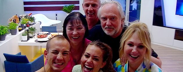 Promi Big Brother: Selfie aus dem Luxus-Bereich Promi Big Brother: Selfie aus dem Luxus-Bereich