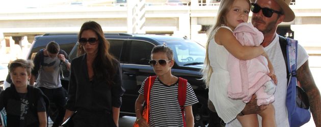 David Beckham, Victoria Beckham, Brooklyn Beckham, Romeo Beckham, Harper Seven Beckham und Cruz Beck David Beckham, Victoria Beckham, Brooklyn Beckham, Romeo Beckham, Harper Seven Beckham und Cruz Beck