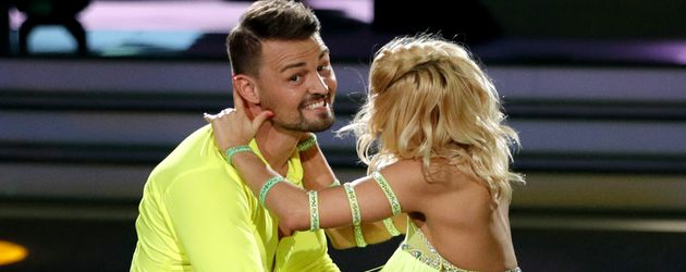 Heinrich Popow und Kathrin Menzinger bei Let's Dance 2017 Heinrich Popow und Kathrin Menzinger bei Let's Dance 2017