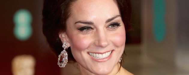 Herzogin Kate bei den British Academy Film Awards 2017 in London Herzogin Kate bei den British Academy Film Awards 2017 in London