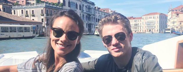 Janina Uhse und Vincent Krüger bei Dreharbeiten in Venedig Janina Uhse und Vincent Krüger bei Dreharbeiten in Venedig