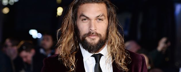 Jason Momoa bei der "Batman Vs. Superman"-Premiere in London 2016 Jason Momoa bei der "Batman Vs. Superman"-Premiere in London 2016