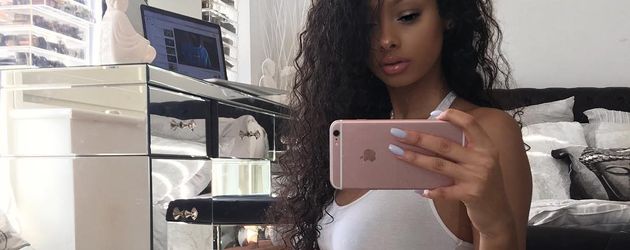 Jayde Pierce mit Schwangerschaftsbauch Jayde Pierce mit Schwangerschaftsbauch