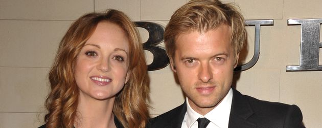 Jayma Mays und Adam Campbell auf dem "Burberry Body"-Event in Beverly Hills Jayma Mays und Adam Campbell auf dem "Burberry Body"-Event in Beverly Hills