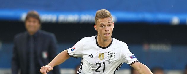 Joshua Kimmich beim EM-Spiel gegen Italien Joshua Kimmich beim EM-Spiel gegen Italien