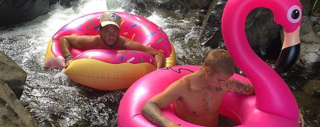 Justin Bieber mit seinem Kumpel Cedric Justin Bieber mit seinem Kumpel Cedric