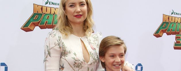 Kate Hudson mit ihren Söhnen Kate Hudson mit ihren Söhnen