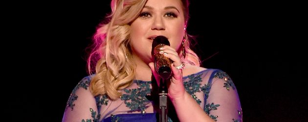 Kelly Clarkson Kelly Clarkson