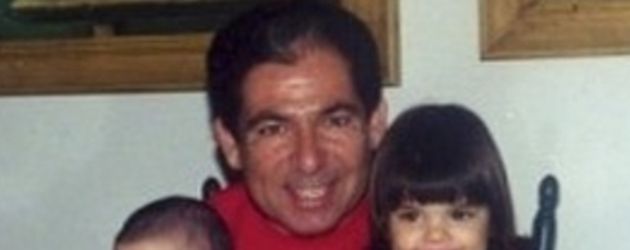 Kylie Jenner, Kendall Jenner und Robert Kardashian Sr. Kylie Jenner, Kendall Jenner und Robert Kardashian Sr.
