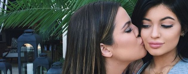 Khloe Kardashian und Kylie Jenner Khloe Kardashian und Kylie Jenner