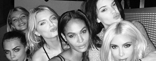 Kim Kardashian, Kendall Jenner und Cara Delevingne Kim Kardashian, Kendall Jenner und Cara Delevingne