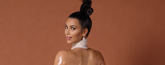 Kim Kardashian auf dem Cover des "Paper Magazines" Kim Kardashian auf dem Cover des "Paper Magazines"