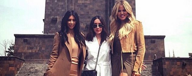 Khloe Kardashian und Kim Kardashian Khloe Kardashian und Kim Kardashian