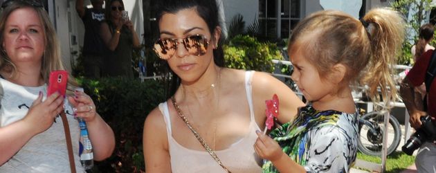 Kourtney Kardashian Kourtney Kardashian